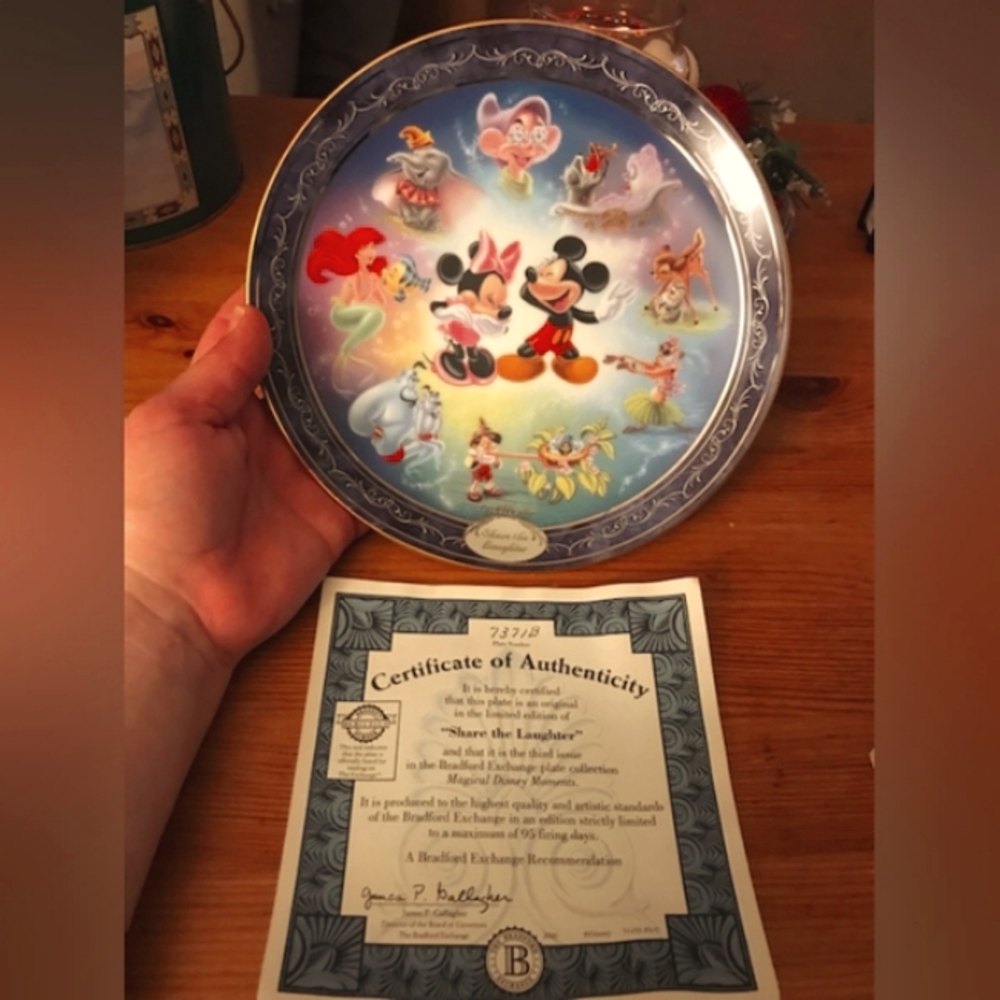 Disney's Magical Disney Moments(Share the Laughter) collectible plate collection